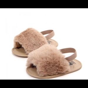 NWT baby fluff soft sole sandal